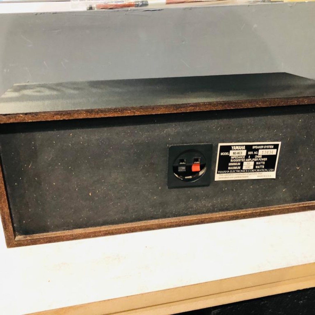 yamaha-ns-ac3-altavoz-central-usado-202
