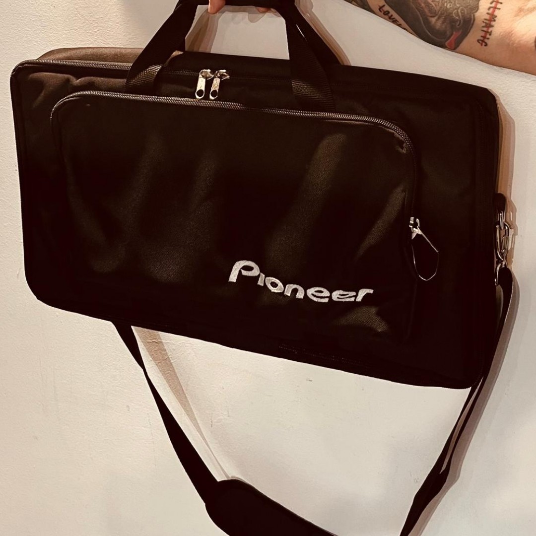funda-controlador-dj-pioneer-rev-1-2294