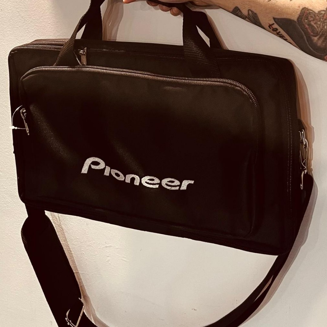 funda-controlador-dj-pioneer-ddj-200-2296